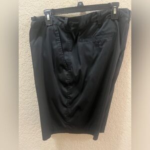 Mens Nike golf shorts size 40 black